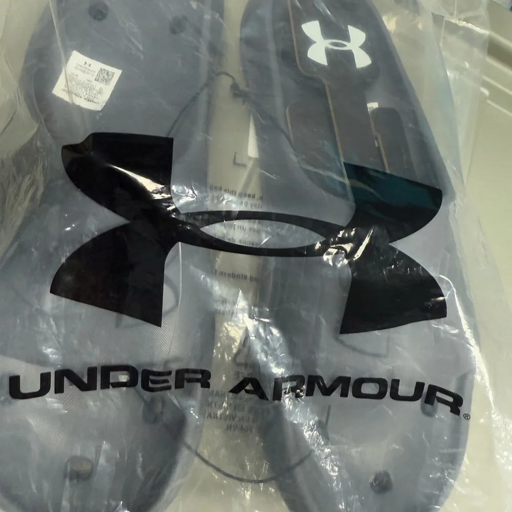 Under Armour brand new